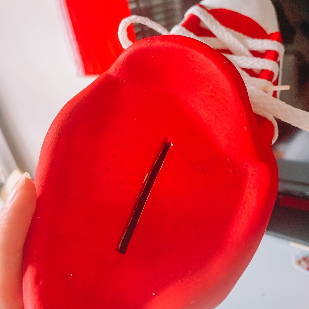 Converse Ceramic Coin Bank - Picture 3 of 4